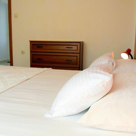 Banjol Miramar Apartments מראה חיצוני תמונה