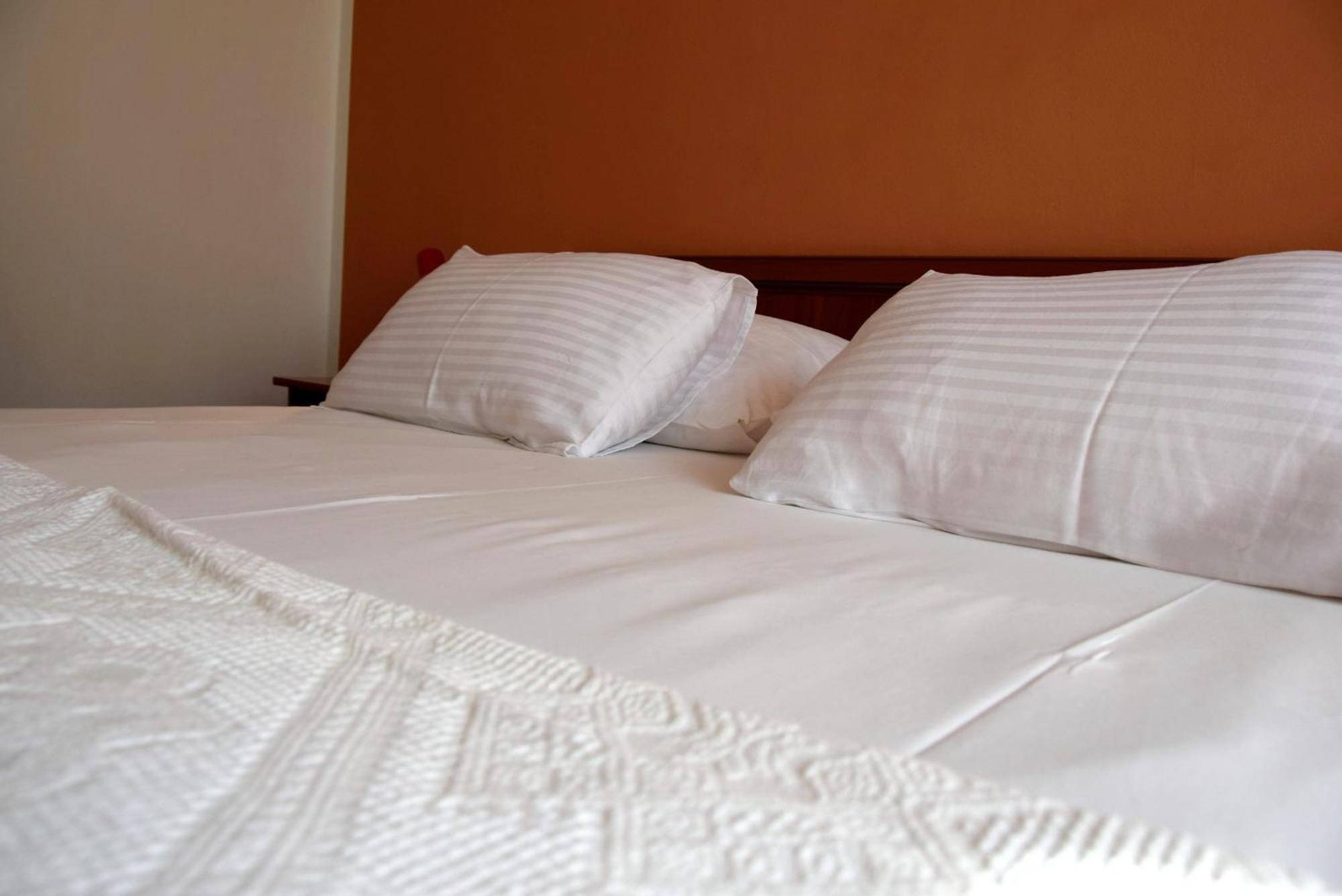 Banjol Miramar Apartments מראה חיצוני תמונה