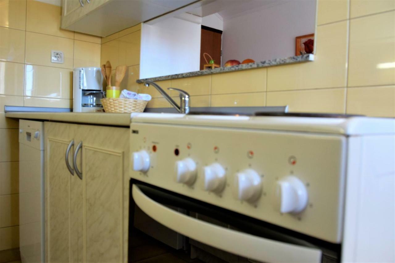 Banjol Miramar Apartments מראה חיצוני תמונה