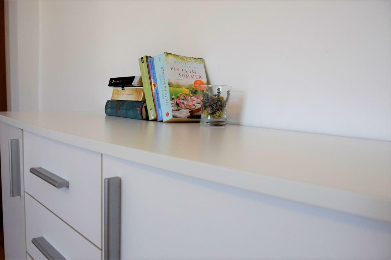 Banjol Miramar Apartments מראה חיצוני תמונה