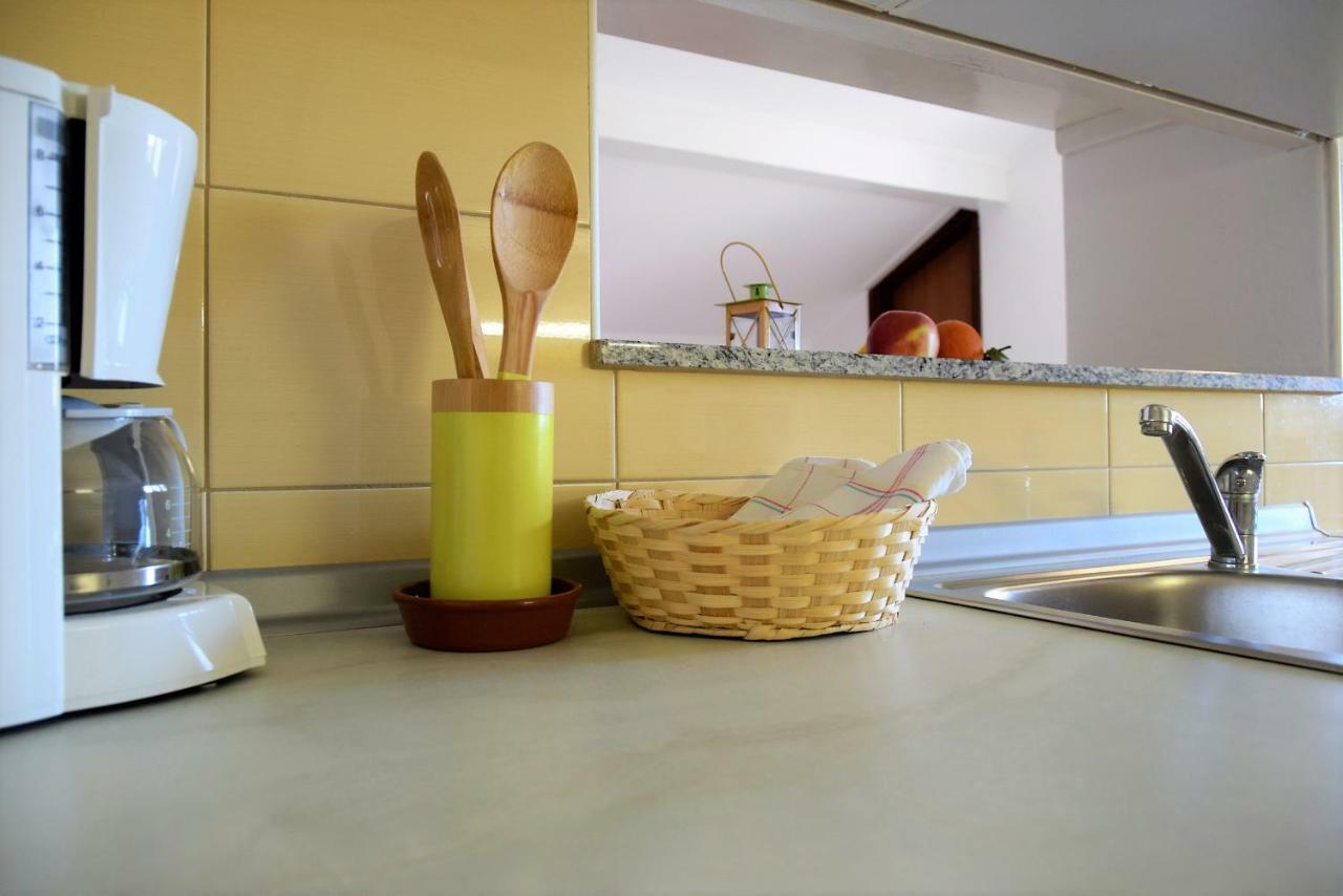 Banjol Miramar Apartments מראה חיצוני תמונה
